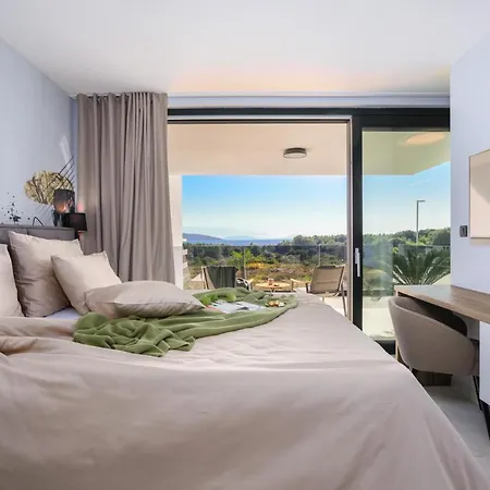 Deluxe With Heated Pool, Whirpool, Sea View Near Beautiful Iii - By Traveler Tourist Agency Krk Id 2402 *