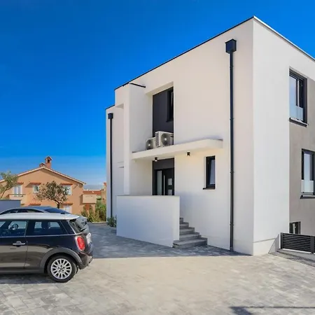 Villa Deluxe With Heated Pool, Whirpool, Sea View Near Beautiful Iii - By Traveler Tourist Agency Krk Id 2402