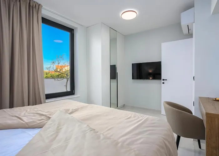 Deluxe With Heated Pool, Whirpool, Sea View Near Beautiful Iii - By Traveler Tourist Agency Krk Id 2402 Villa