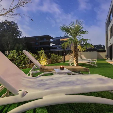Deluxe With Heated Pool, Whirpool, Sea View Near Beautiful Iii - By Traveler Tourist Agency Krk Id 2402 * קרק